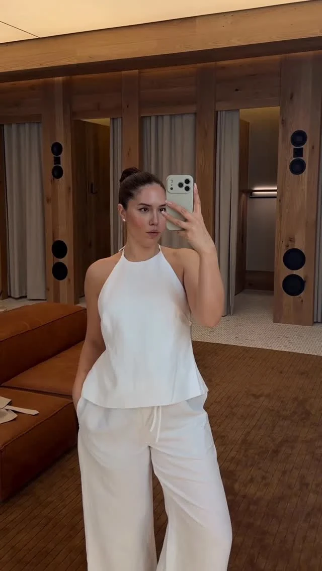 Come with me to check out the new Aritzia Eaton Centre location 👀 Opening April 27th!